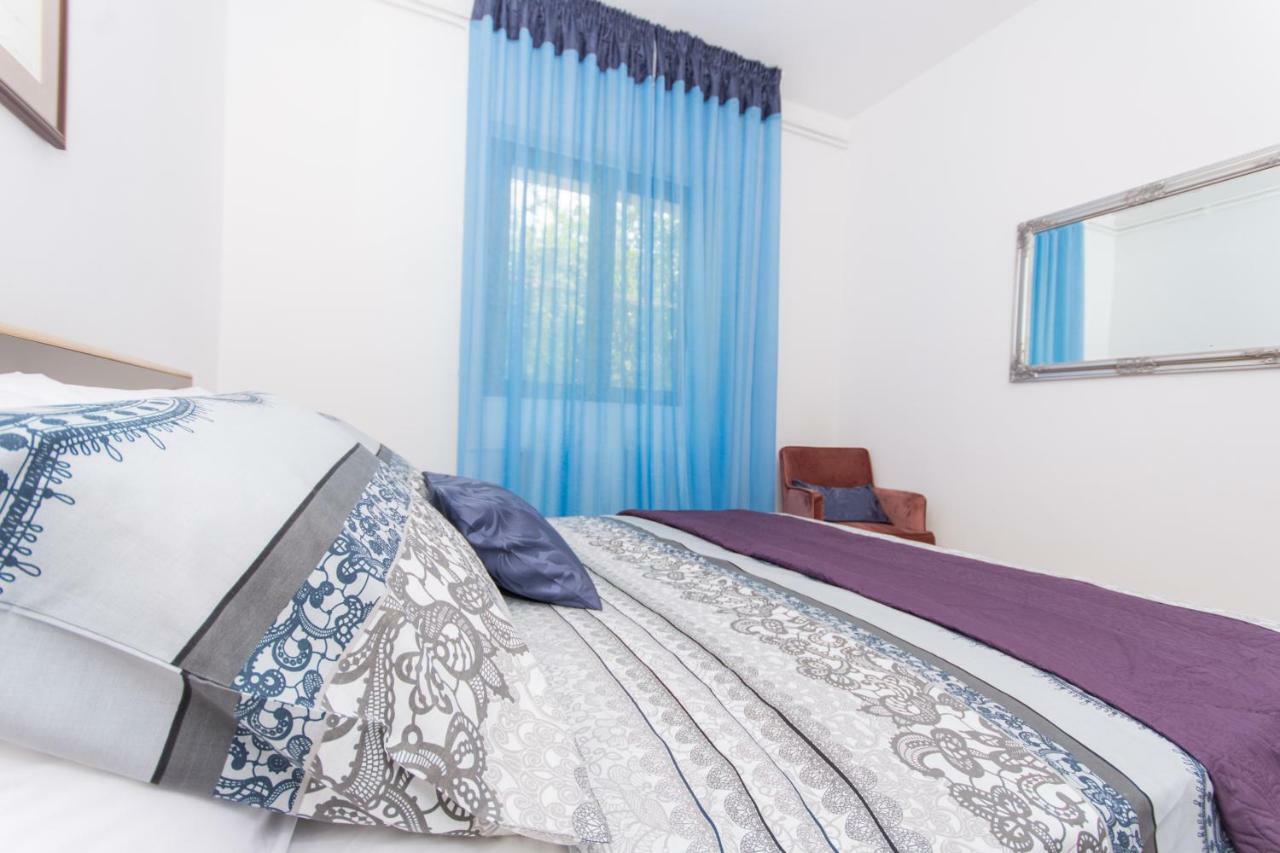 Holiday Home Ruzmarin Trogir Extérieur photo