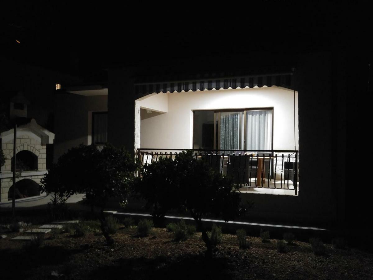 Holiday Home Ruzmarin Trogir Extérieur photo